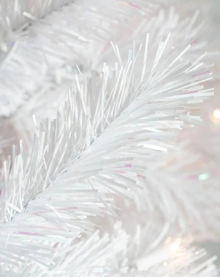 Árvore de Natal Branca Classic com Galhos Articulados, Suporte Metálico e Micro LEDs Embutidos