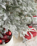 Árvore de Natal Nevada com Galhos Nevados, Suporte Metálico e Micro LEDs Embutidos